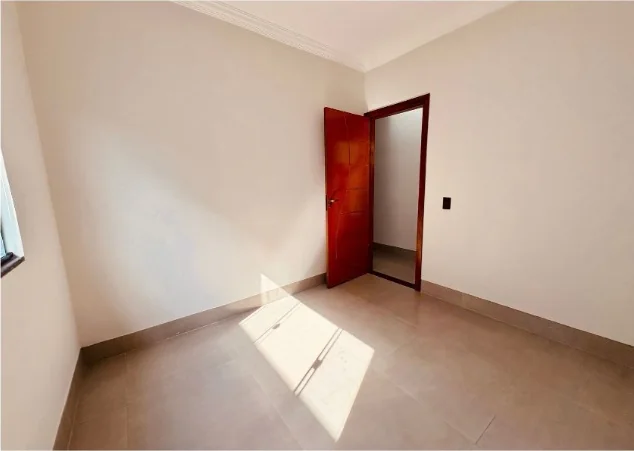 Quarto com porta